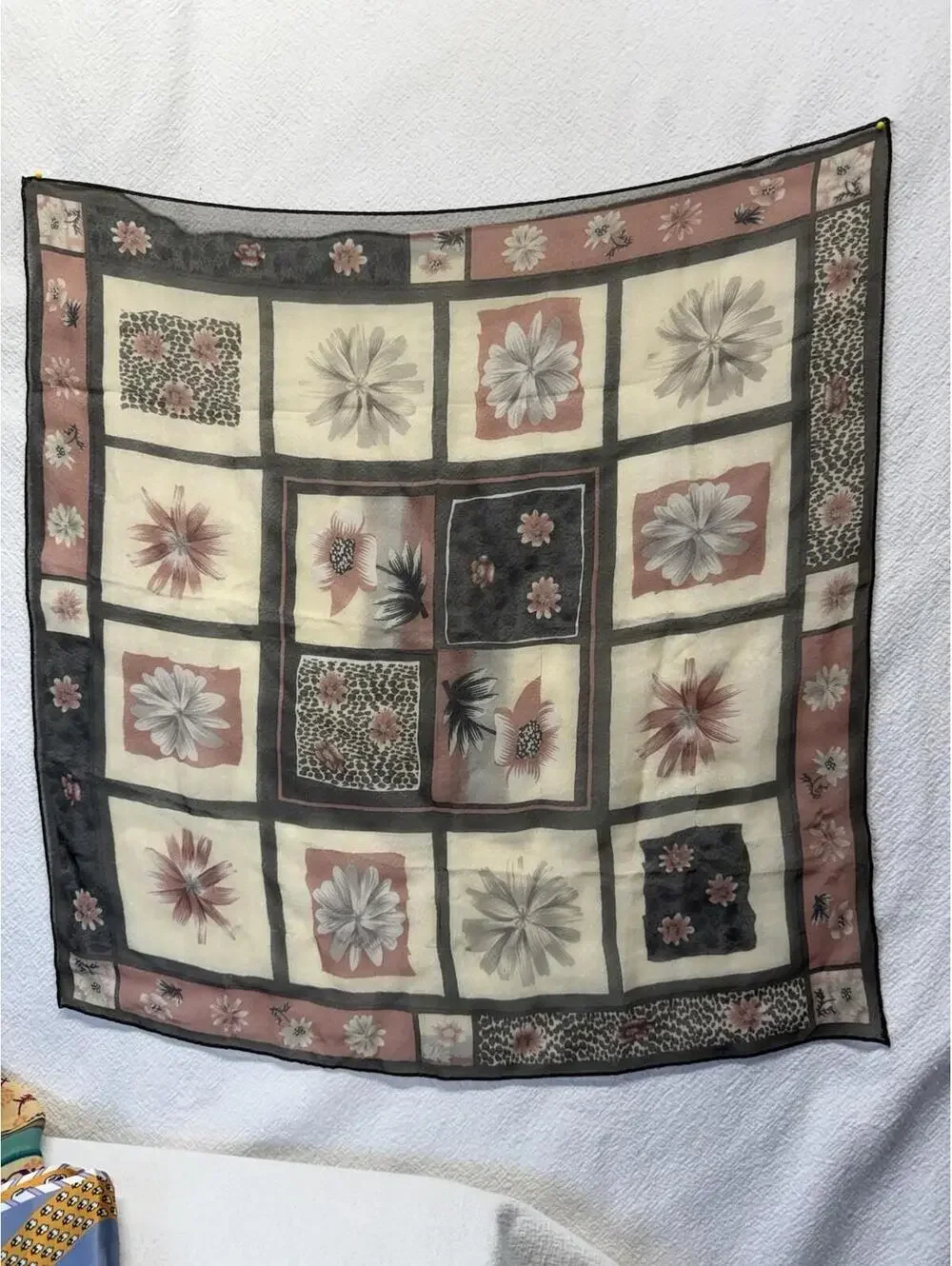 ~So French~ VTG Scarves Lot of 6 Silk Twilly Oblong, 4 Square 1 Kenzo Elorian